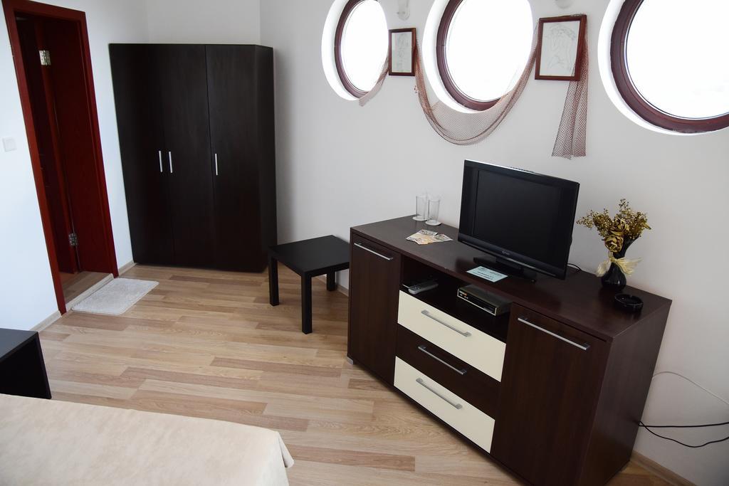 Guest Rooms Sea View Balcsik Kültér fotó
