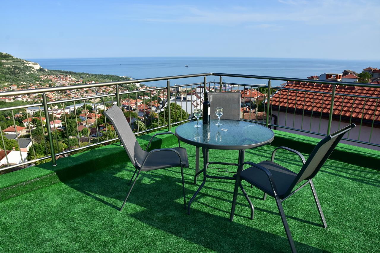 Guest Rooms Sea View Balcsik Kültér fotó